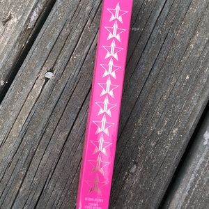 Jeffree Star Velour Lip Liner